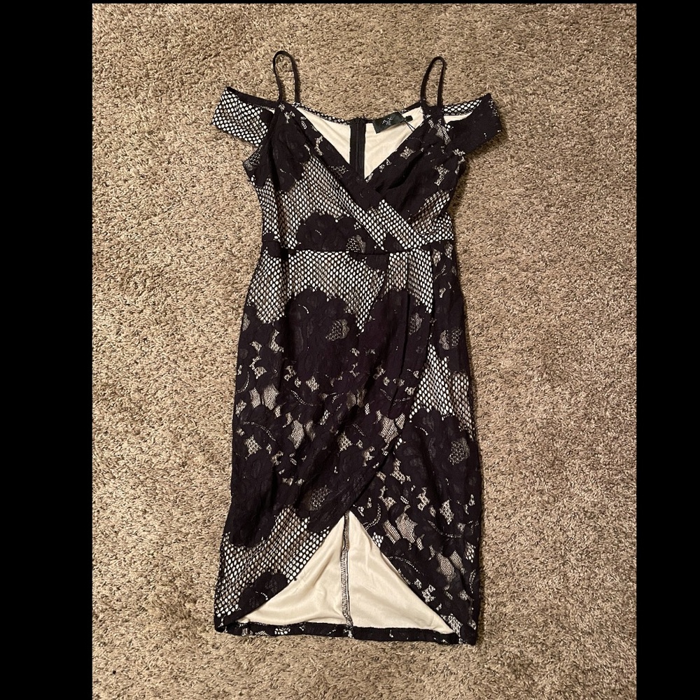 AX Paris Lace Contrast Wrap Dress, Black Size 12, New with Tags Style: D1397